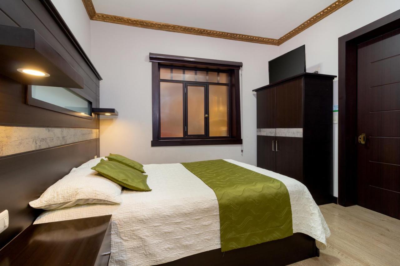 Hotel Majestic 2 By Hhg Cuenca Exterior foto