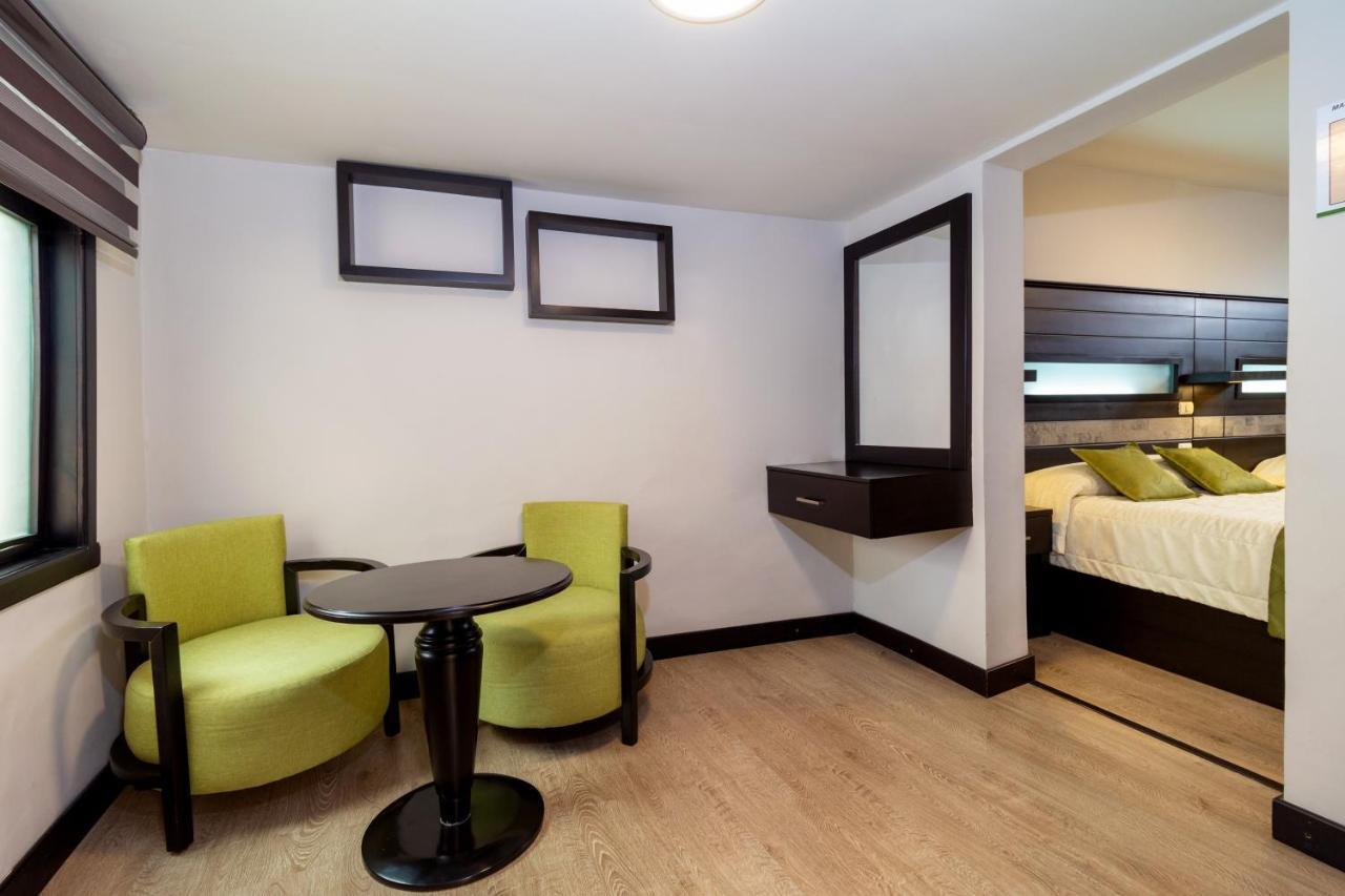 Hotel Majestic 2 By Hhg Cuenca Exterior foto