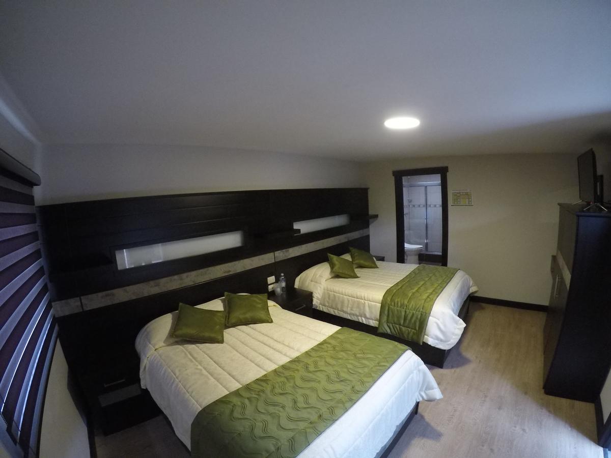 Hotel Majestic 2 By Hhg Cuenca Exterior foto
