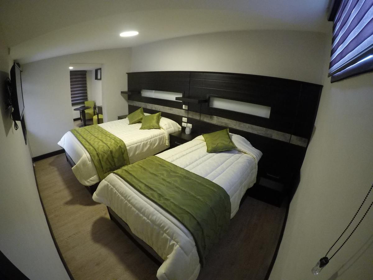 Hotel Majestic 2 By Hhg Cuenca Exterior foto