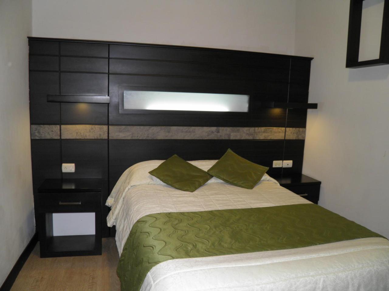 Hotel Majestic 2 By Hhg Cuenca Exterior foto